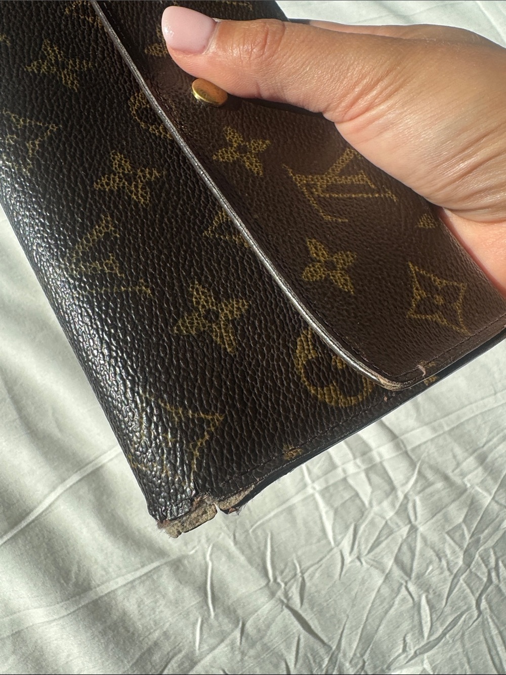 Louis Vuitton Monogram Canvas Fold Wallet in Brown with Gold Hardware - Picture 5 of 7